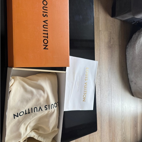 Louis Vuitton Trainers Pink & White Women's Low-Top Sneakers - Picture 3 of 13